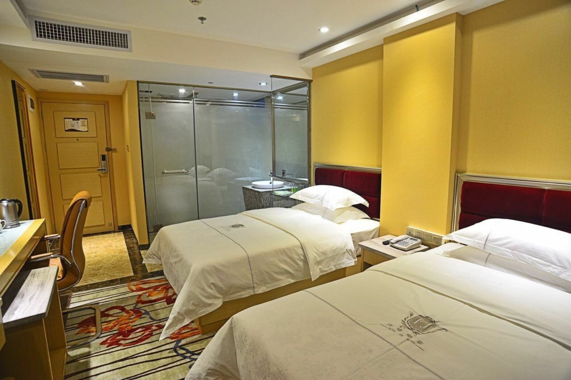 Fuhao Hotel Canton Extérieur photo
