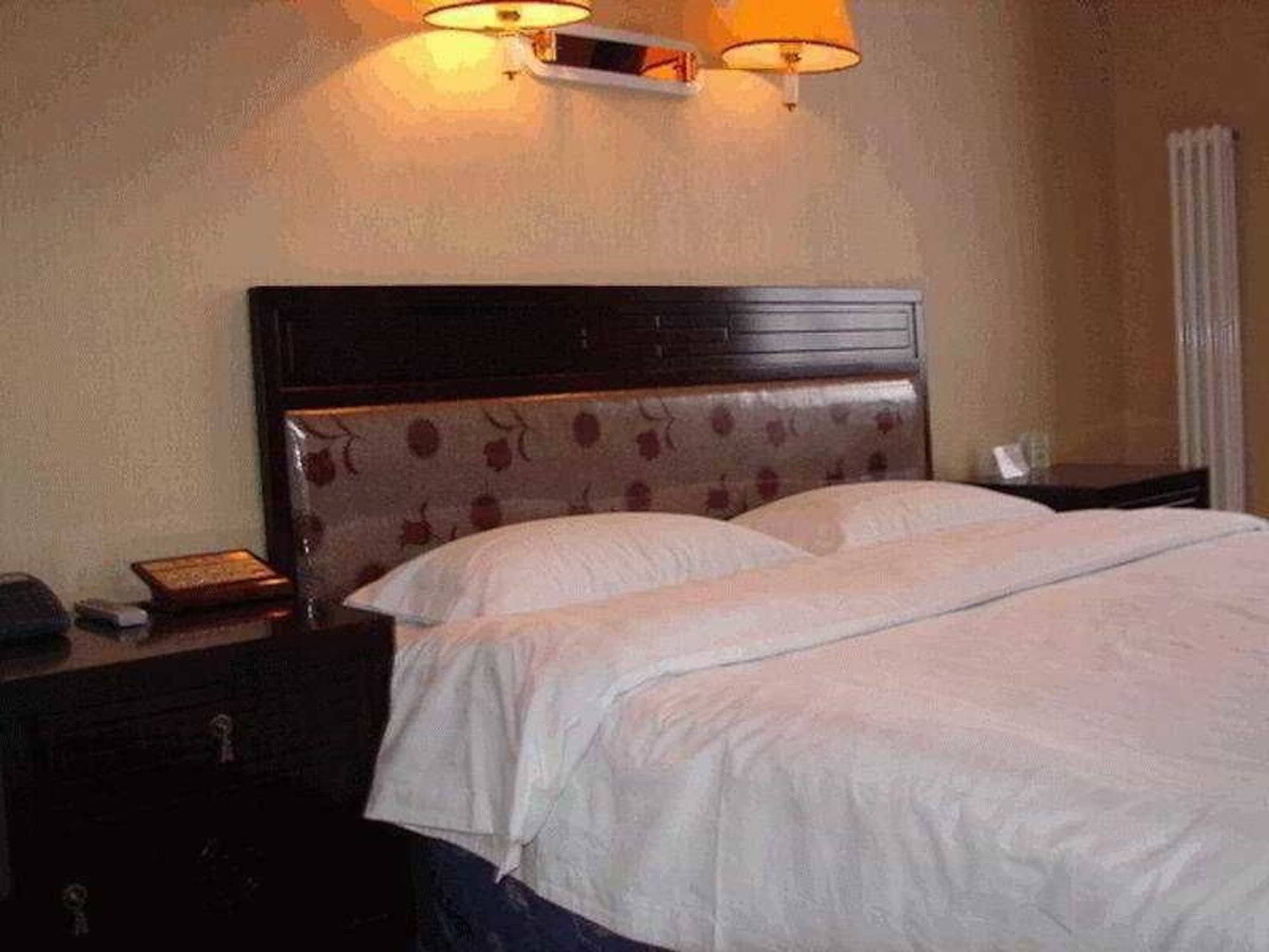 Fuhao Hotel Canton Extérieur photo